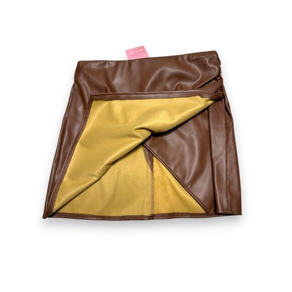 NWT Fashion on Earth Faux Sleek Brown Leather Wrap Skirt Size Small - Picture 5 of 11